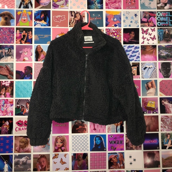 URBAN OUTFITTERS FUZZY DRAWSTRING TEDDY JACKET - Picture 1 of 3